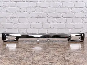 Front Bumper Toyota Hilux Ln106 /1991/1992 Model 4wd Chrome