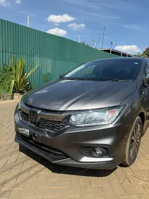 Honda Grace 2019 Gray