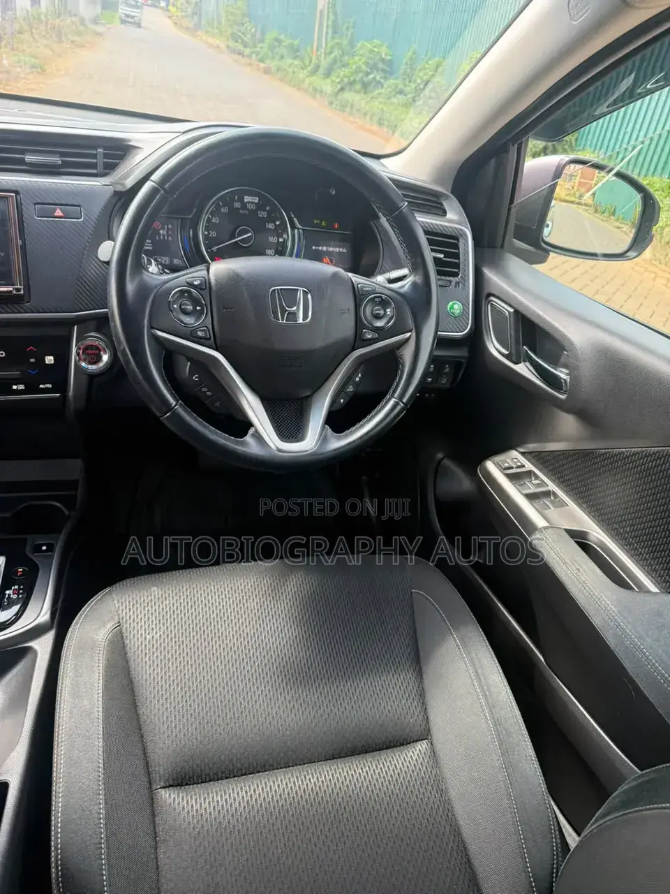 Honda Grace 2019 Gray