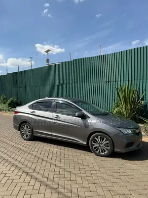 Honda Grace 2019 Gray