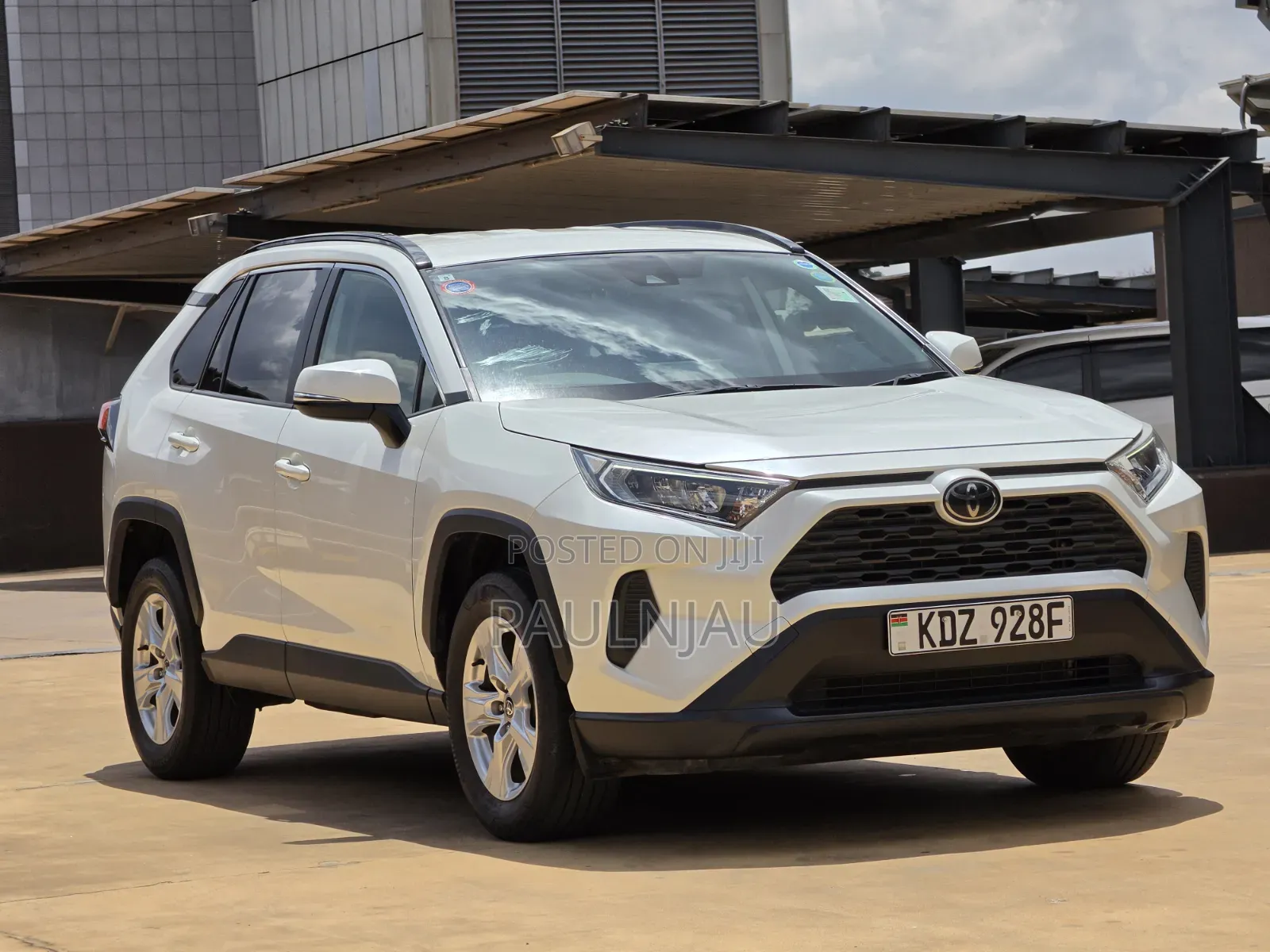 Toyota RAV4 2019 White