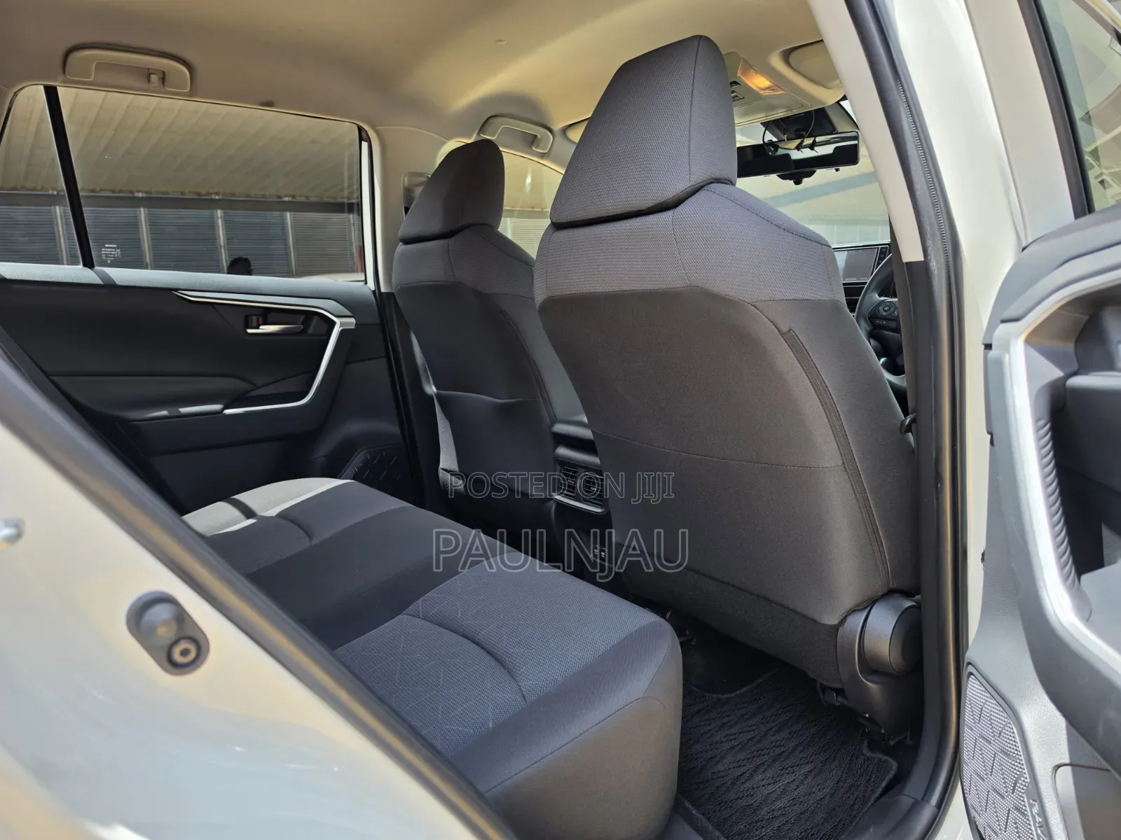 Toyota RAV4 2019 White