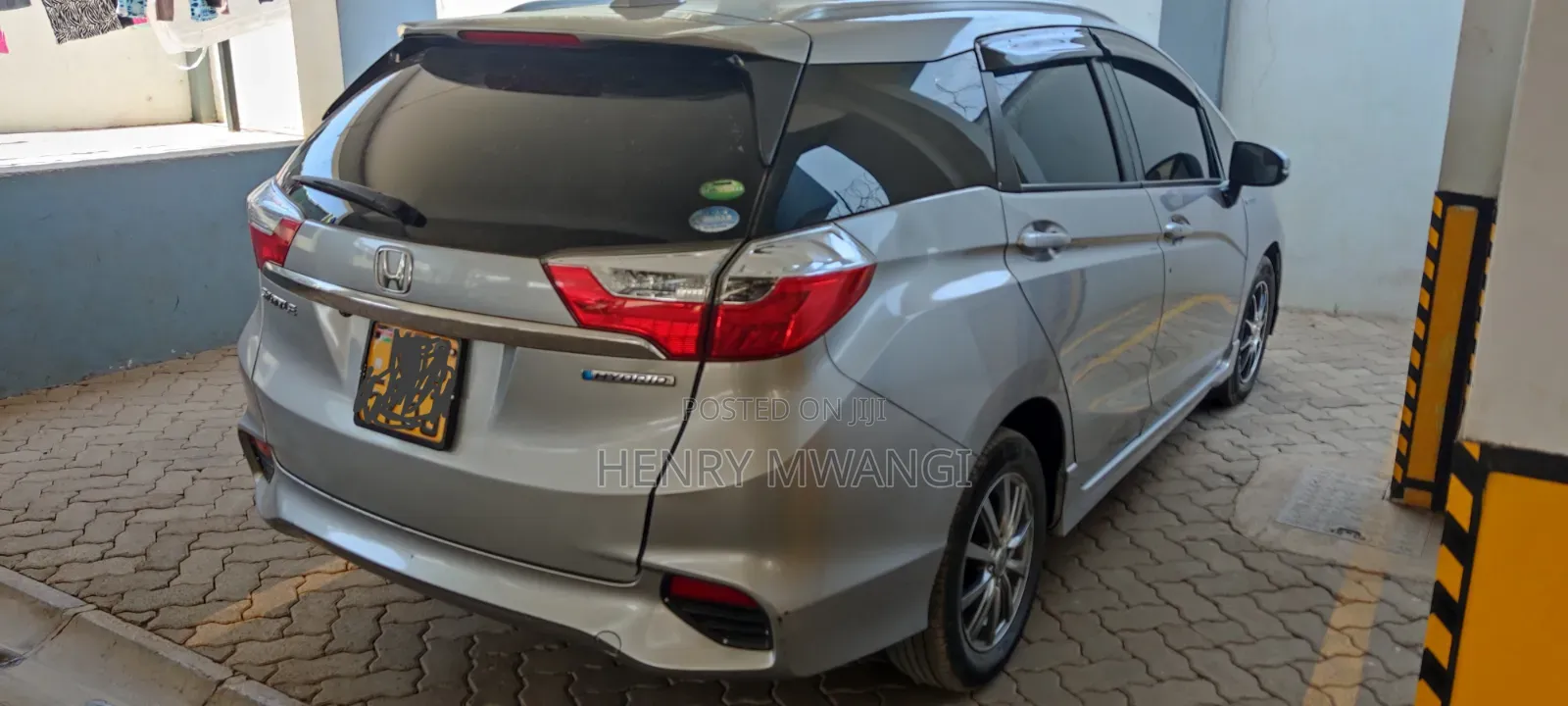 Honda Shuttle 1.5 Hybrid 2WD 2017 Silver