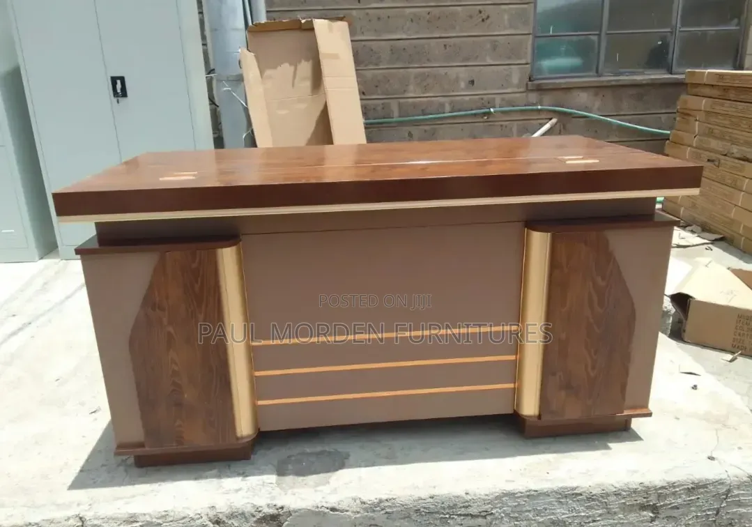 Boss Executive Office Desk