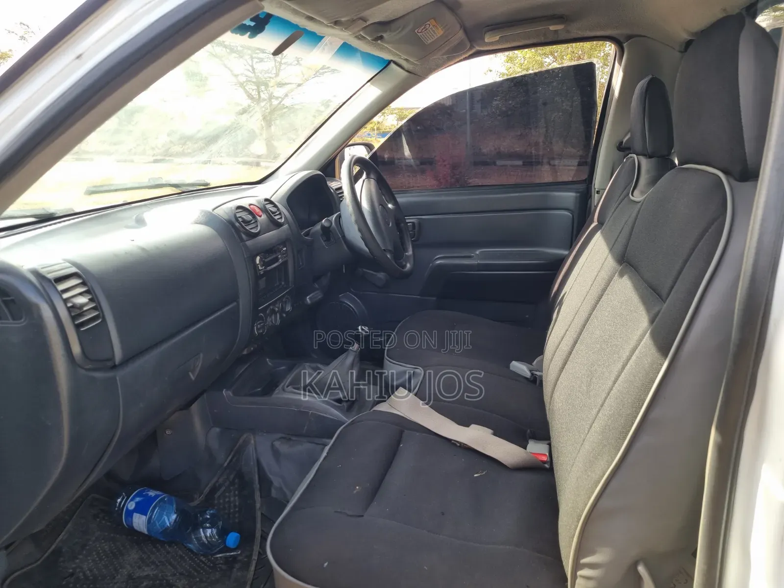 Isuzu D-MAX 2013 White