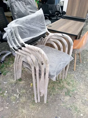 Black Visitors Office Chair