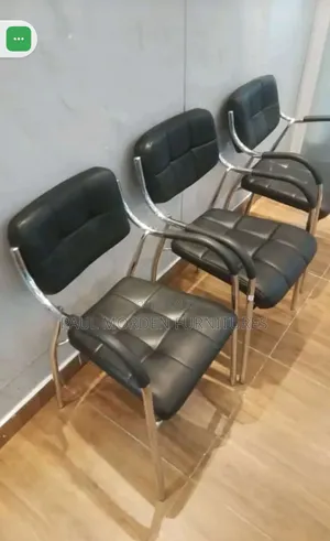 Black Visitors Office Chair