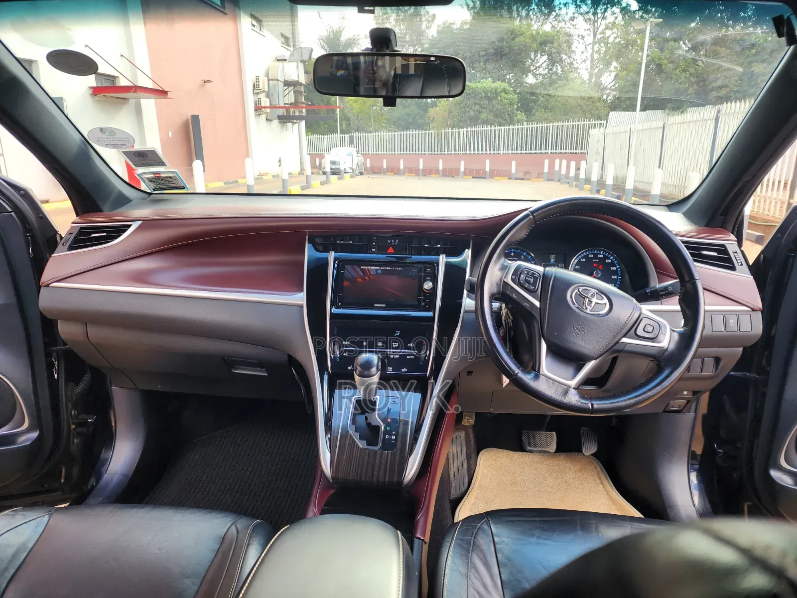 Toyota Harrier 2.0 2014 Black