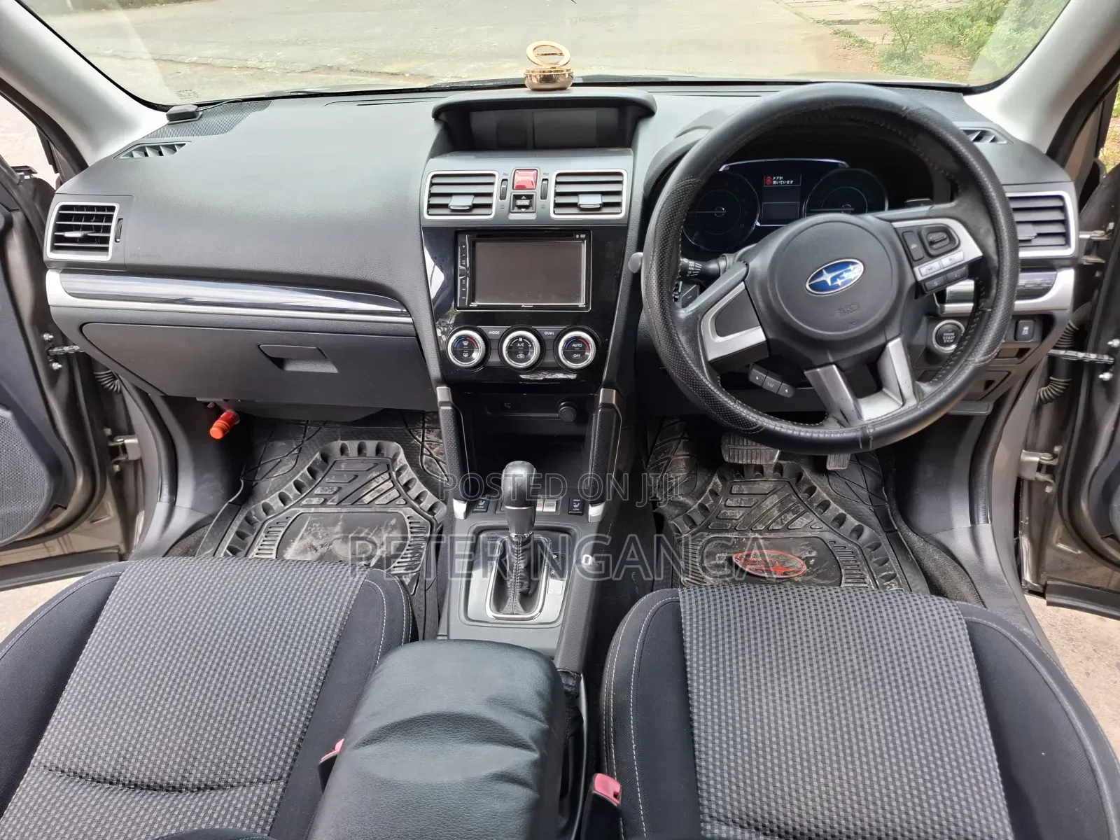 Subaru Forester 2016 Gray