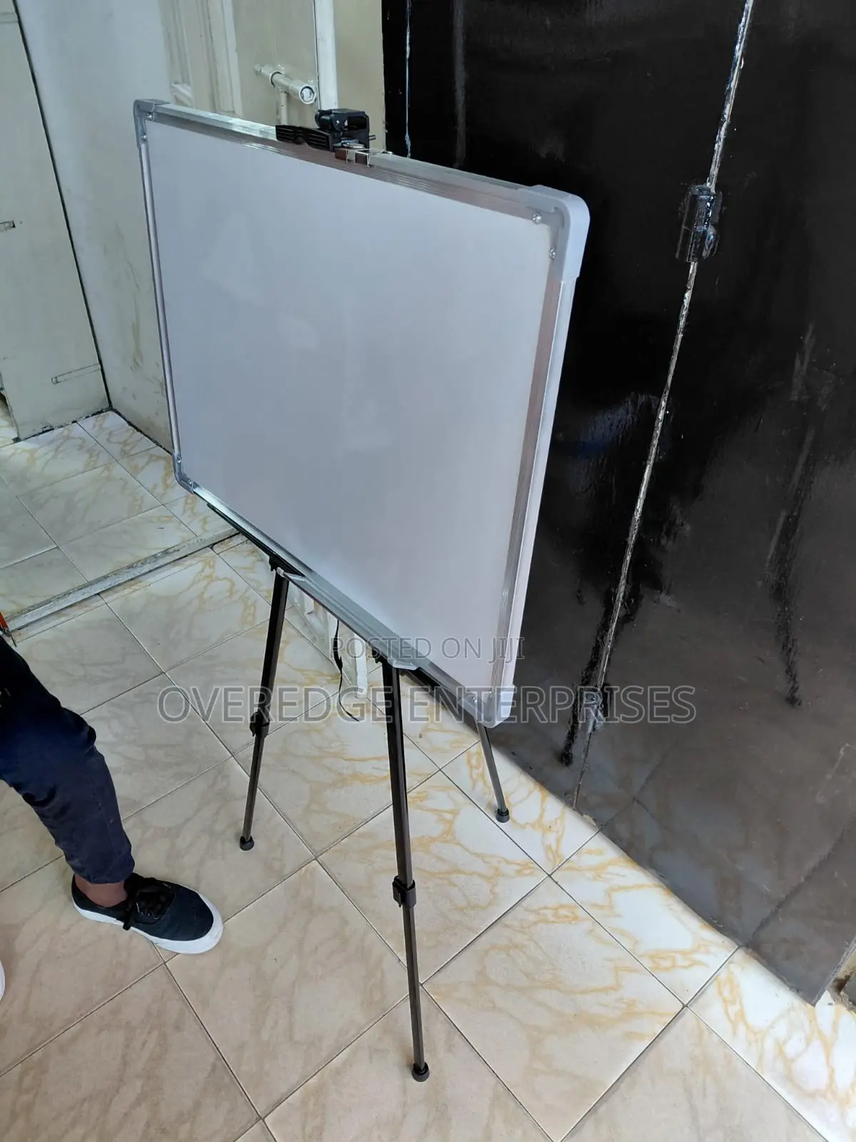 3ftx2ft Whiteboard With Tripod Stand