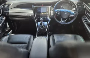 Toyota Harrier 2.0 4WD 2019 White