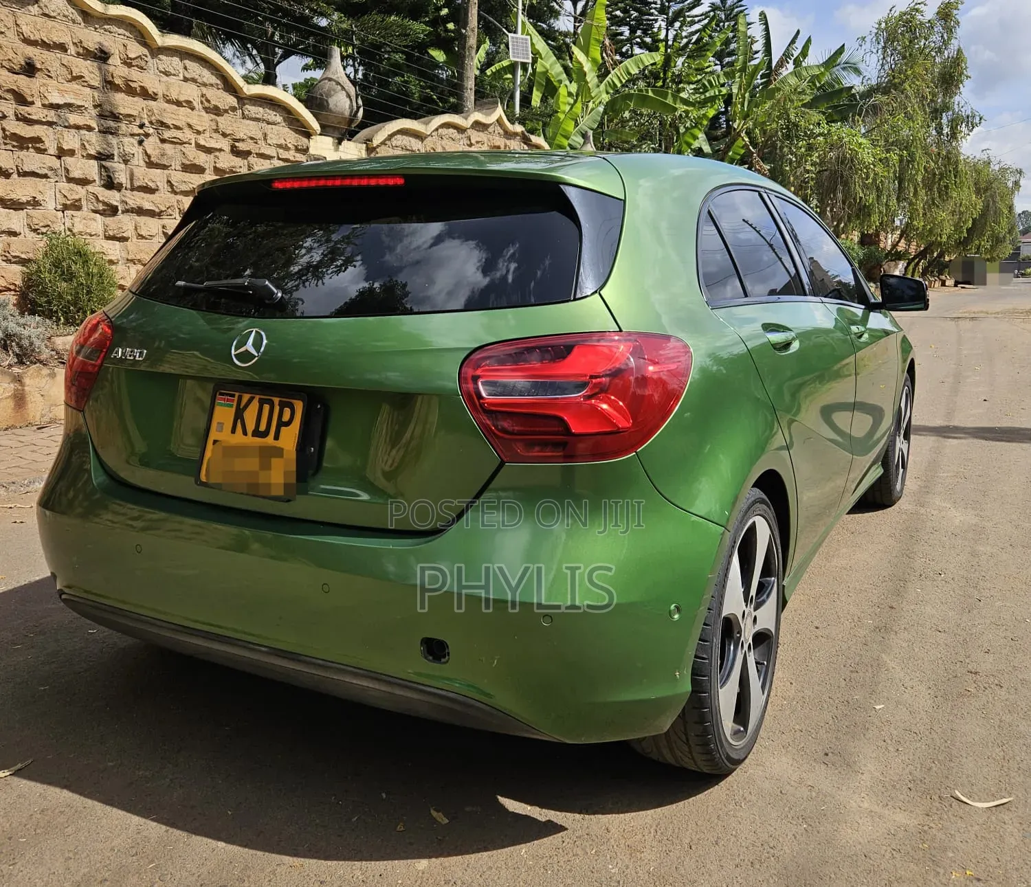 Mercedes-Benz A-Class 2016 Green