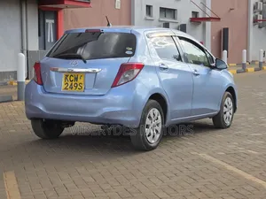 Toyota Vitz 2013 Blue