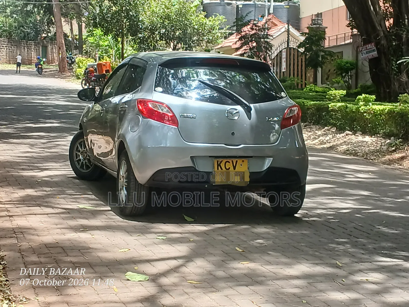 Mazda Demio 2012 Gray