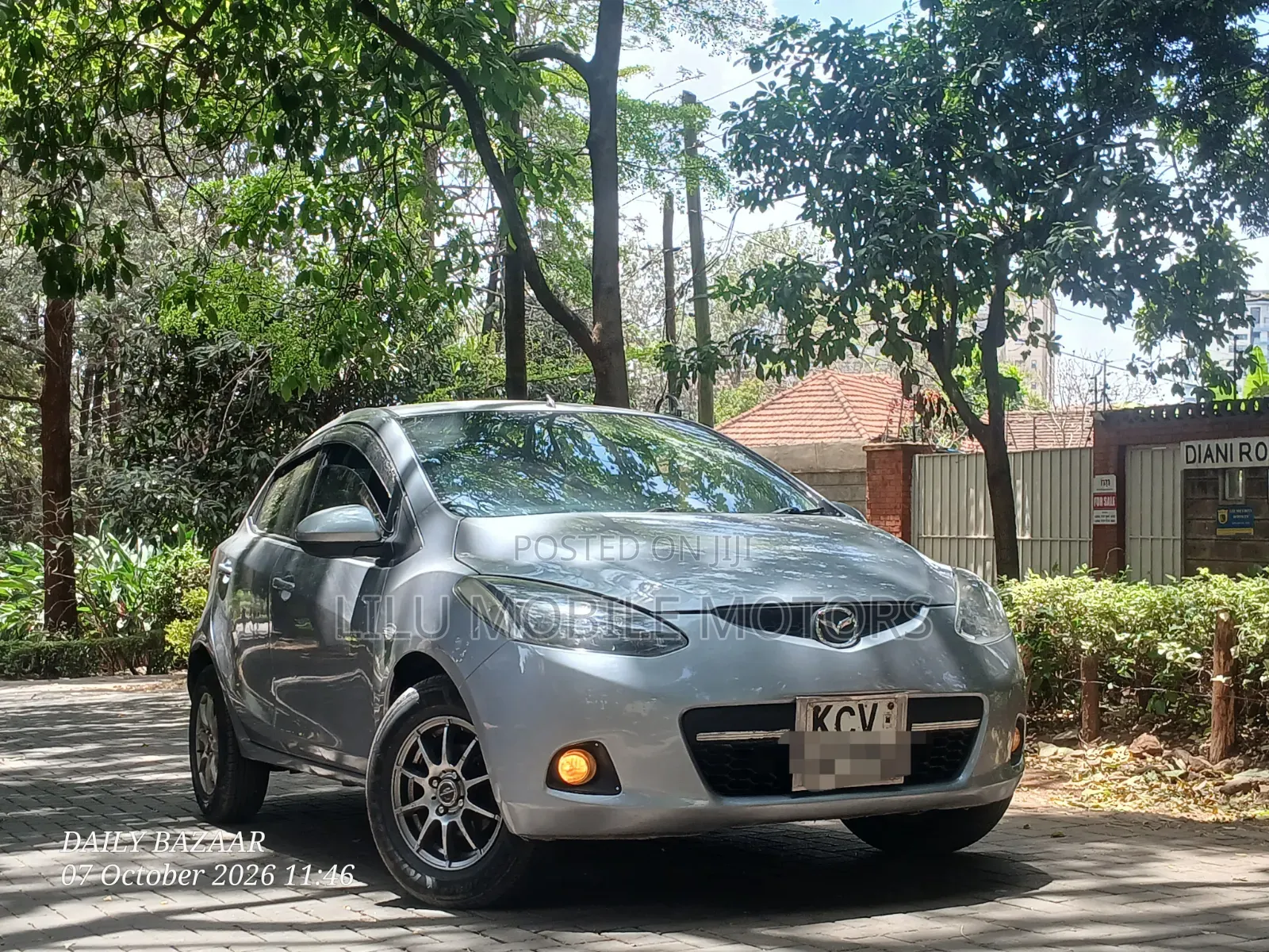 Mazda Demio 2012 Gray