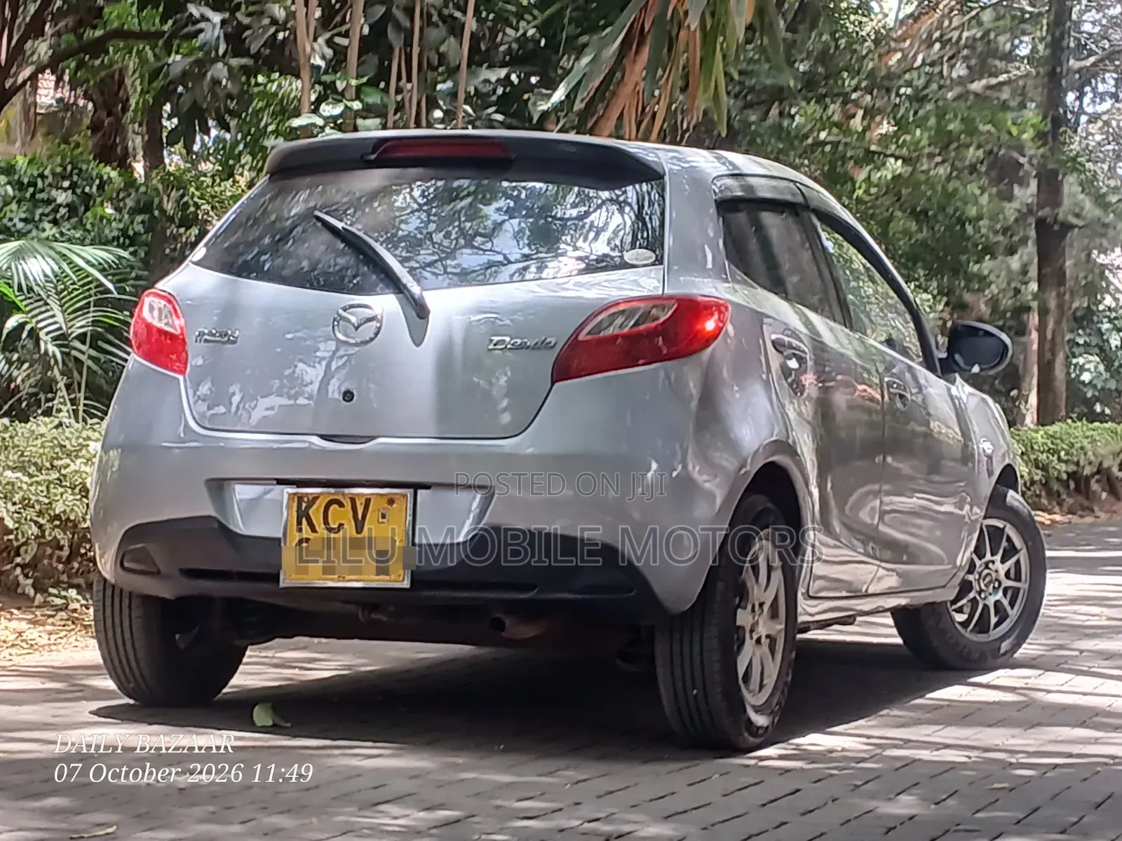 Mazda Demio 2012 Gray