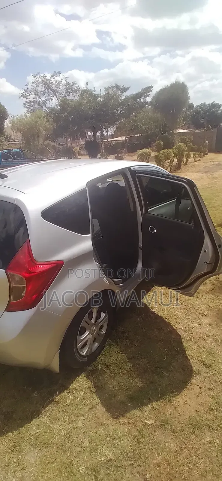 Nissan Note 2012 Silver