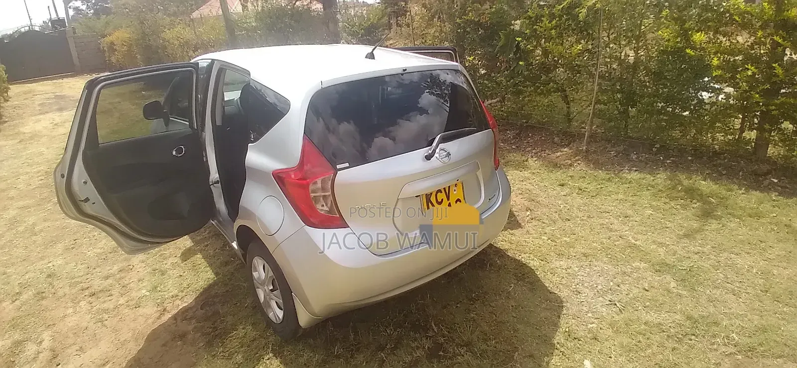 Nissan Note 2012 Silver