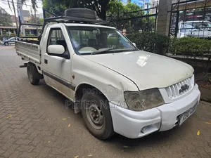 Isuzu D-MAX 2008 White