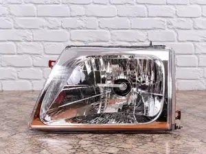 Casp Head Lamp / Light Toyota Hilux Kdn165 Clear 2001/2002/2003/2004
