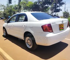 Toyota Axio 2009 White