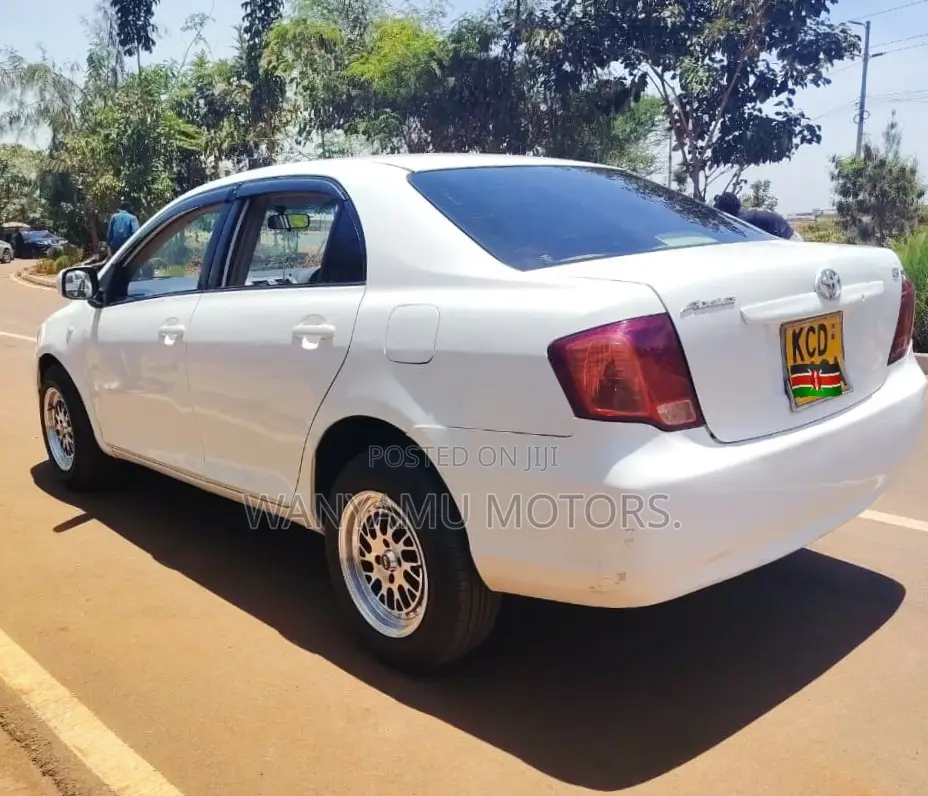 Toyota Axio 2009 White