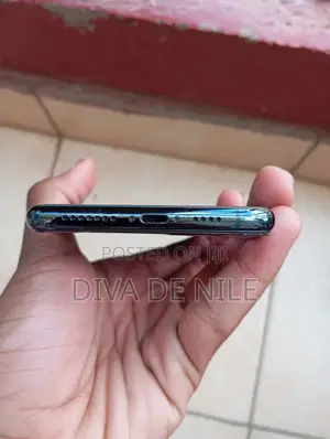 Apple iPhone 11 Pro Max 64 GB Green