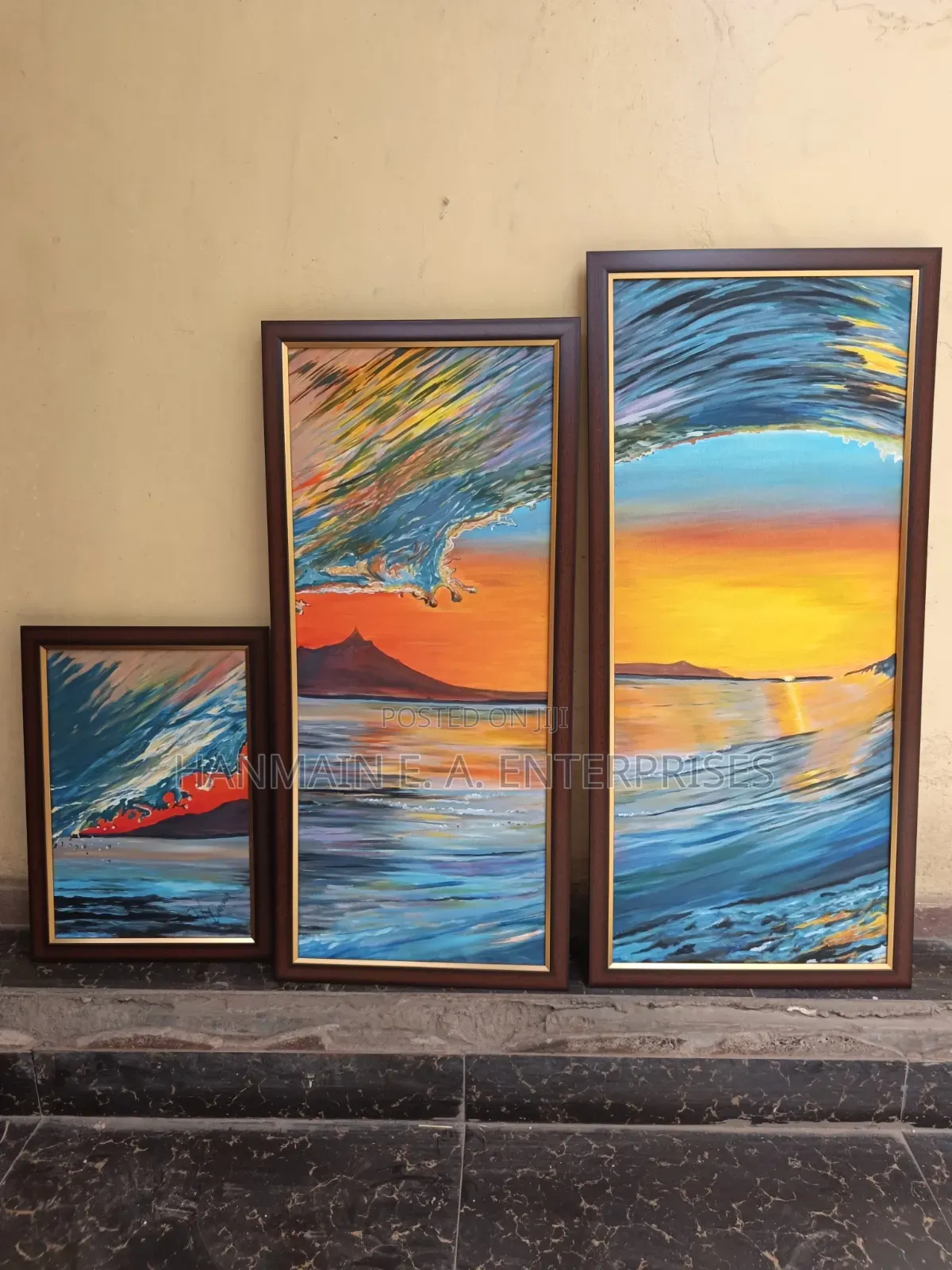 Wall Hanging & Picture Frames