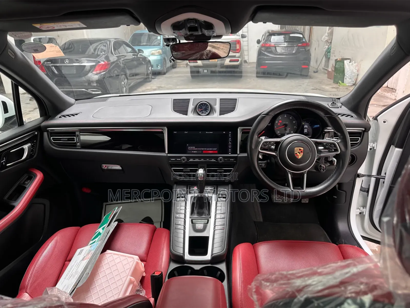 Porsche Macan 2019 White