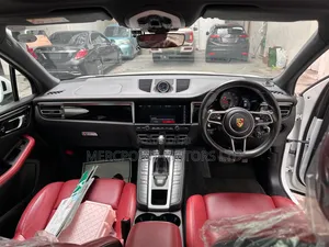 Porsche Macan 2019 White
