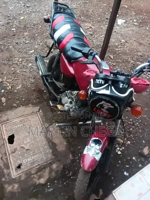 Bajaj Boxer 150 UG 2022 Red