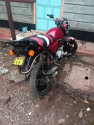 Bajaj Boxer 150 UG 2022 Red