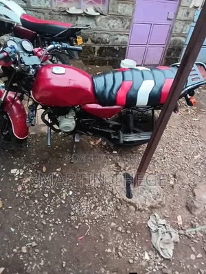 Bajaj Boxer 150 UG 2022 Red