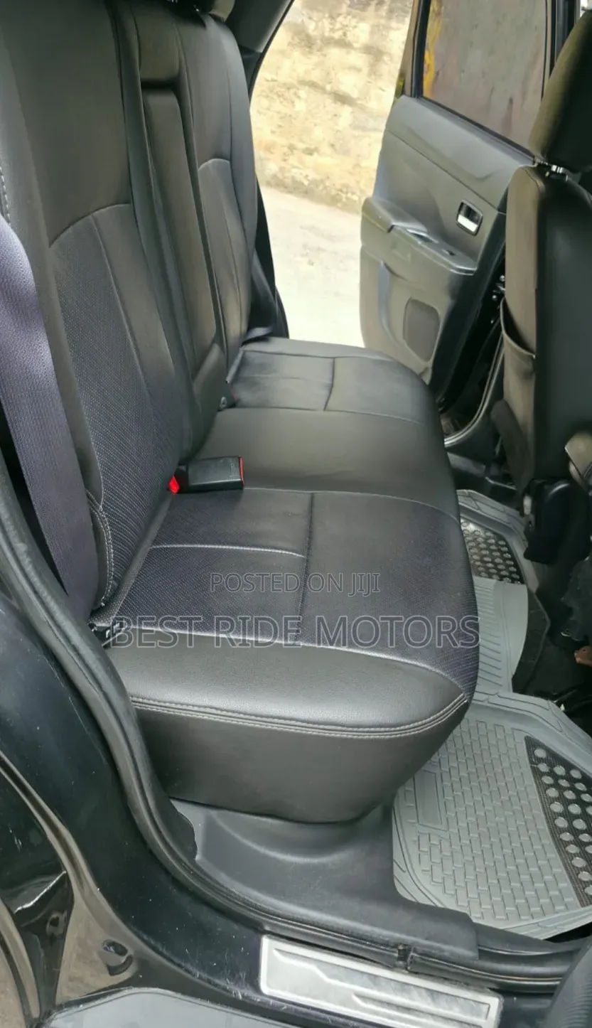 Mitsubishi RVR 2015 Black