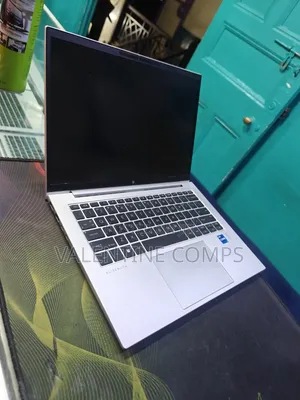 Laptop HP EliteBook 840 G9 16GB Intel Core i7 SSD 256GB