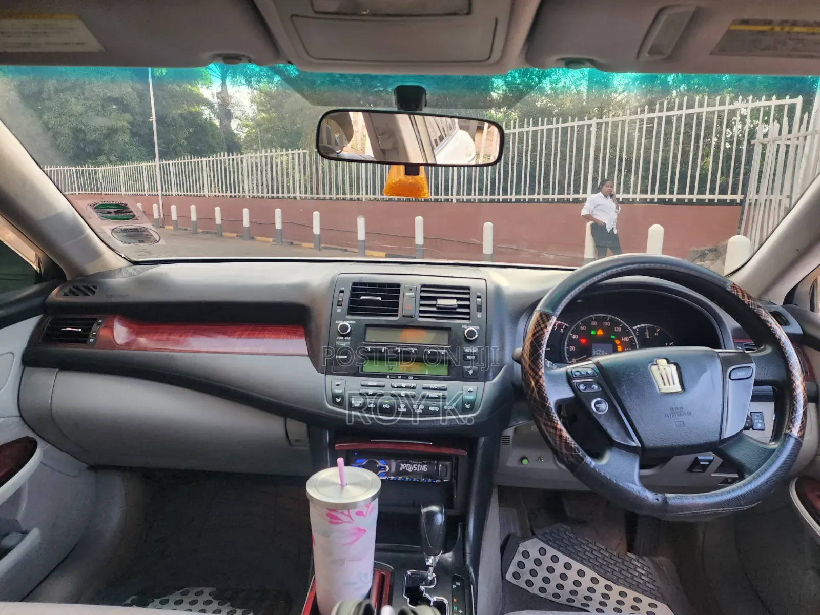Toyota Crown 2009 White