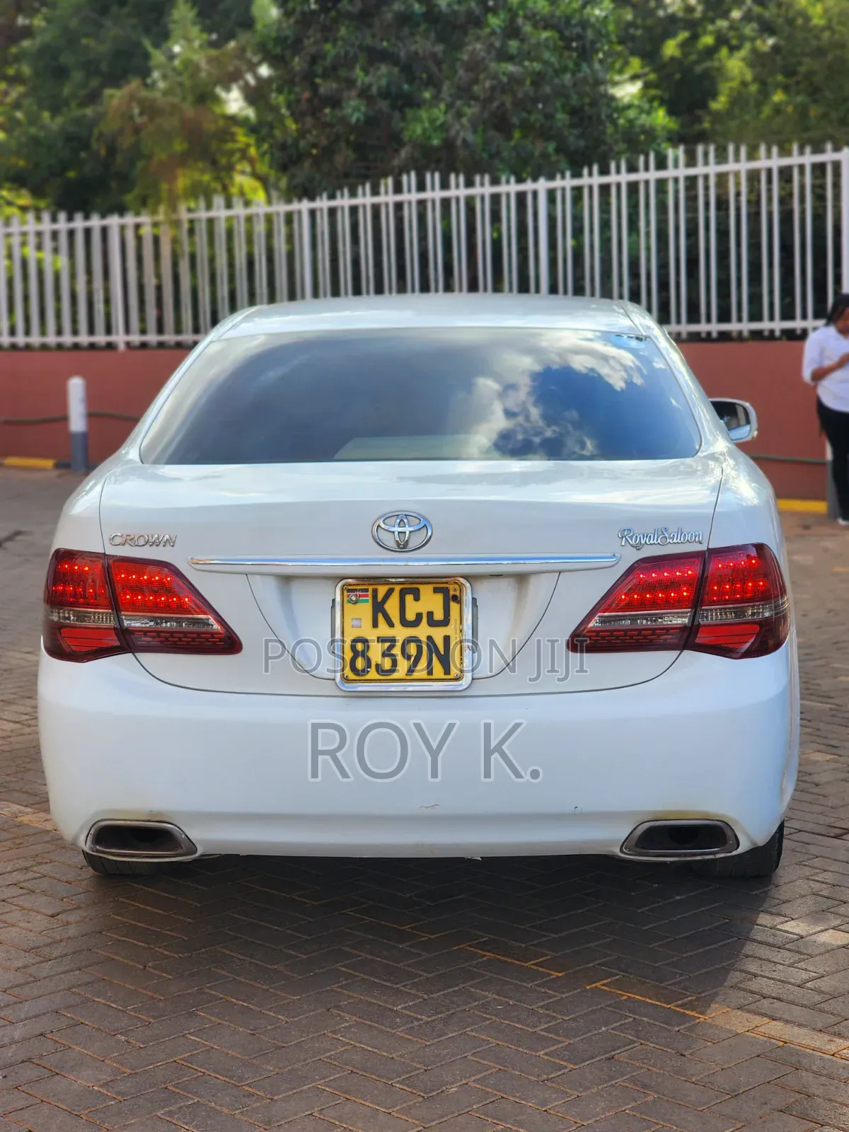 Toyota Crown 2009 White