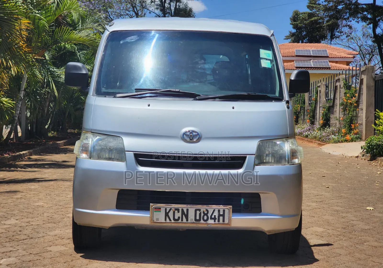 Toyota TownAce 2010 Silver