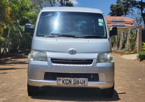 Toyota TownAce 2010 Silver