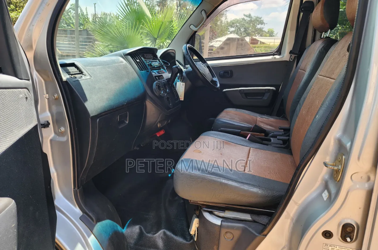 Toyota TownAce 2010 Silver