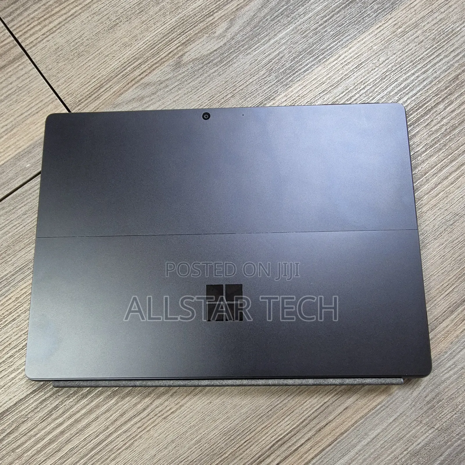 Laptop Microsoft Surface Pro 11th Edition, a Copilot+ PC 16GB SSD 1T