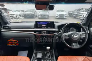 Lexus LX 2019