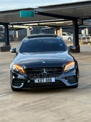 Mercedes-Benz E200 2017 Black