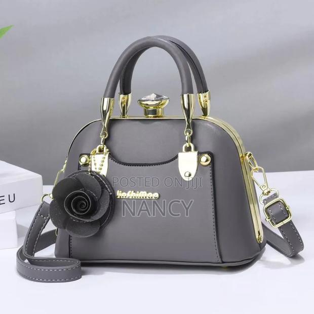 Classy Handbag - thumbnail 7