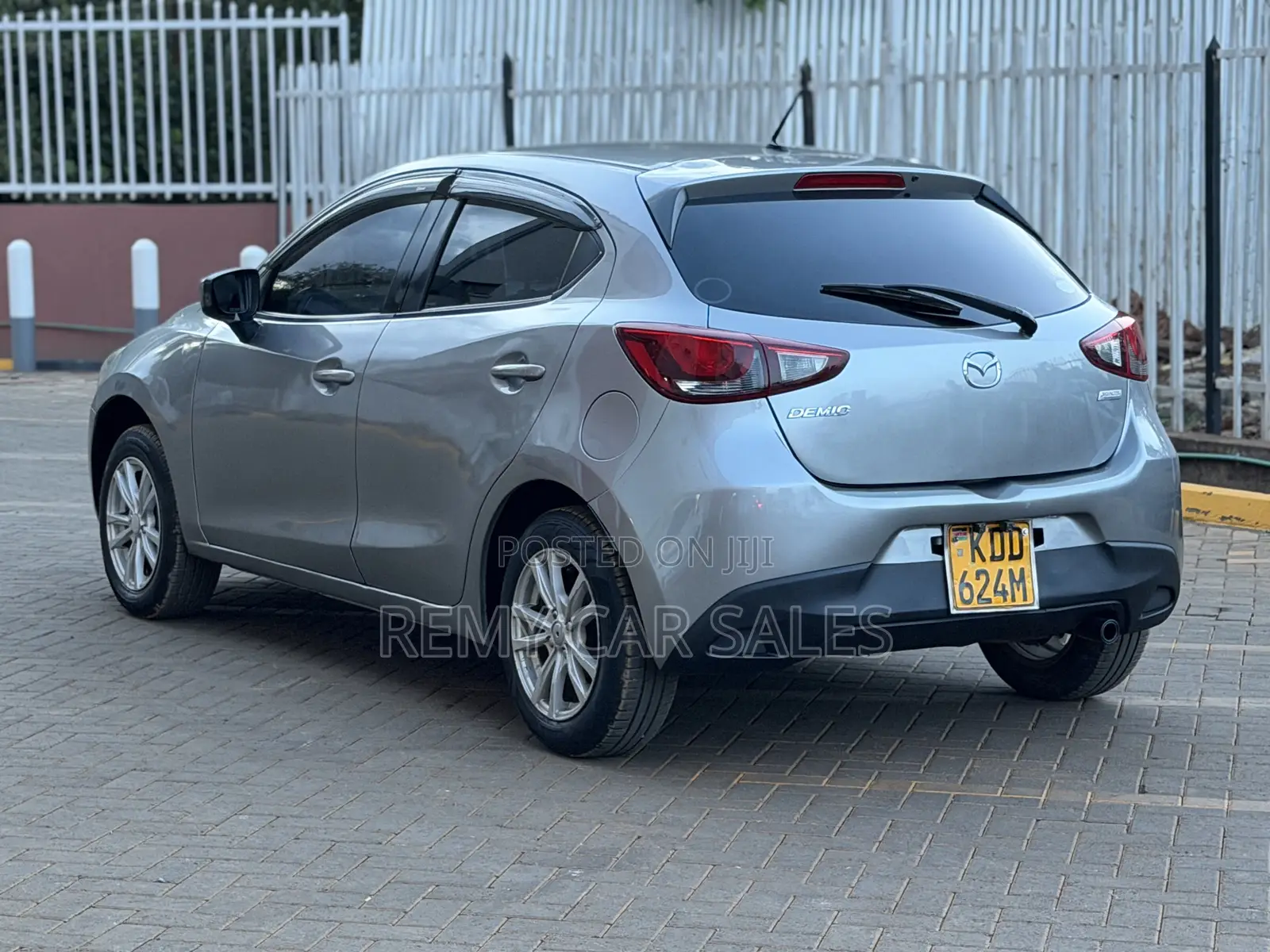 Mazda Demio 2015 Gray