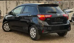 Toyota Vitz 1.0 FWD 5dr 2019 Black