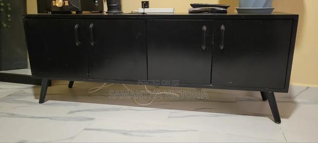 5 Ft TV Stand - thumbnail 3