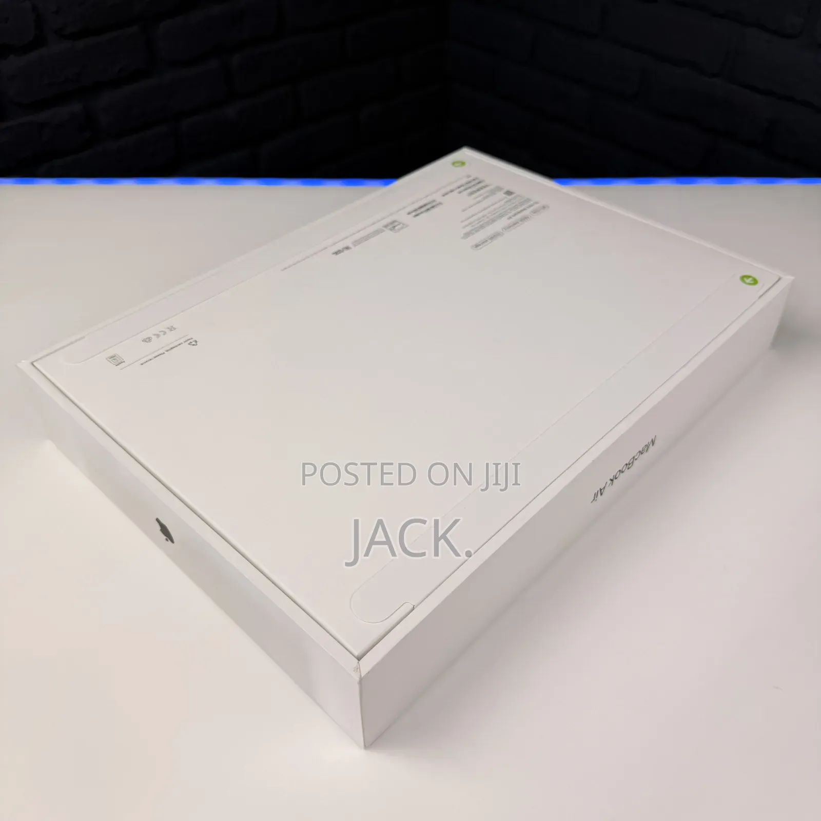 New Laptop Apple MacBook Air 2026 M5 16GB Apple M5 SSD 512GB