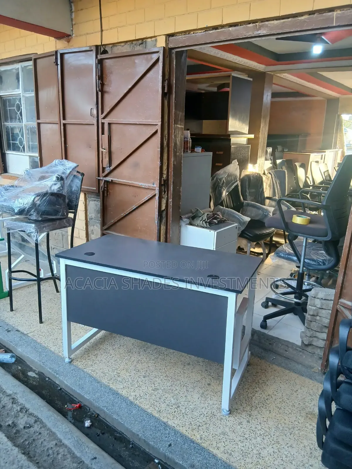 Metal Desk With Panel