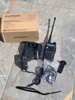 Baofeng UV5R Portable Rechargeable Walkie Talkie 5-8km